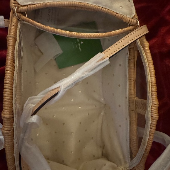 NWT limited edition Kate Spade “Vita Riva Wicker Car Bag” - Picture 3 of 10